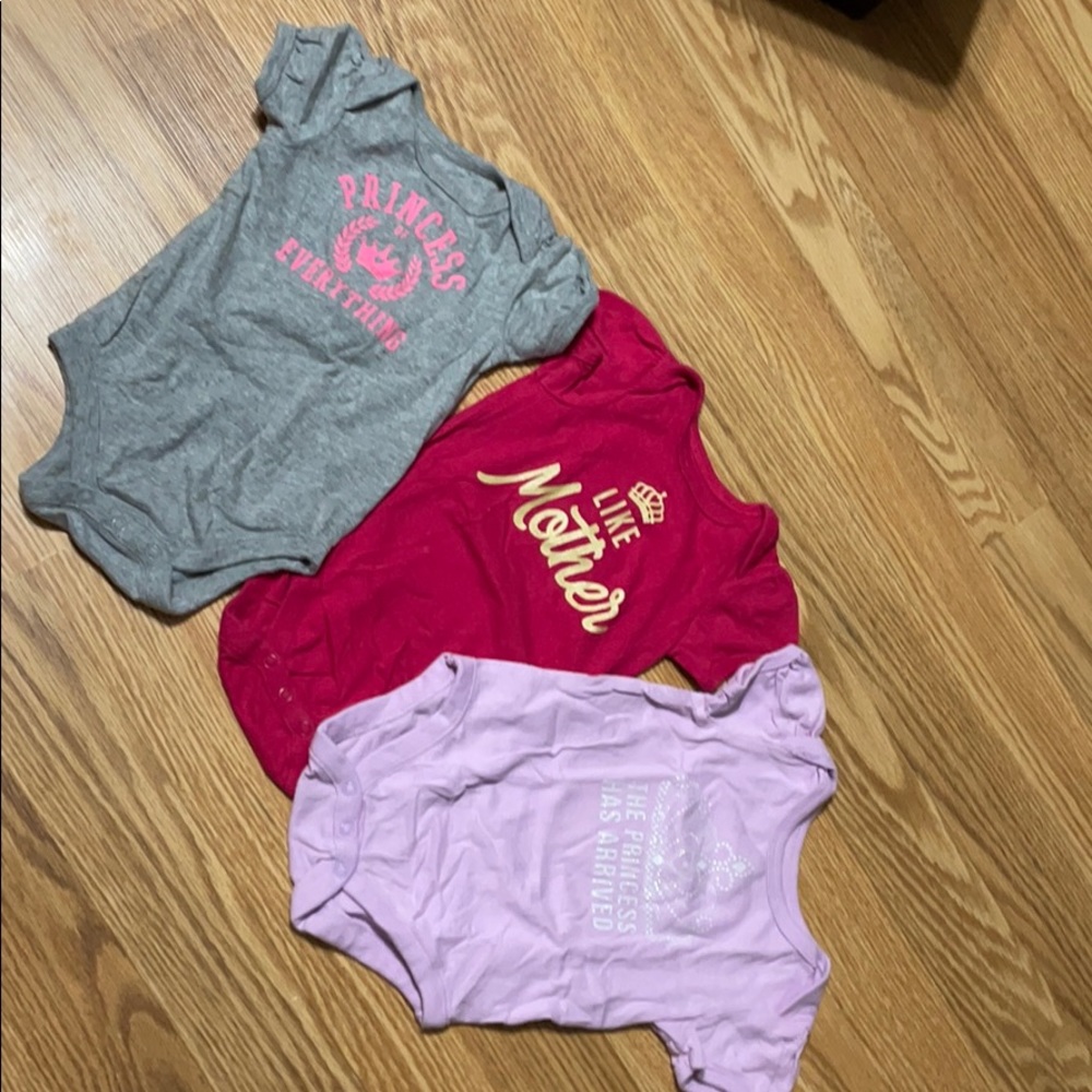 Bundle 3 onsies